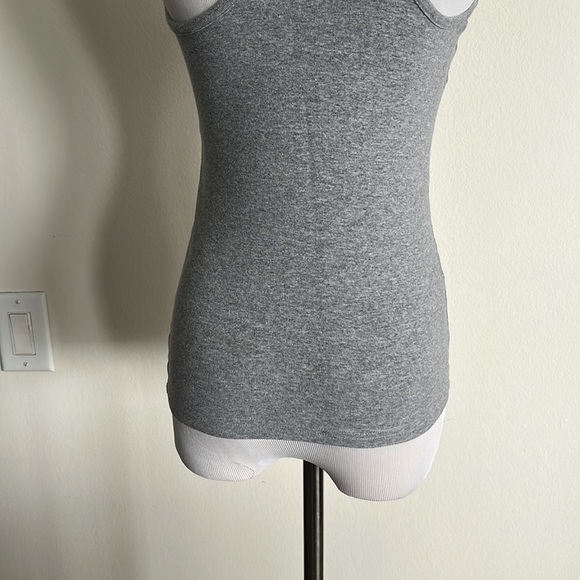 Woman’s gray, tank top, size small, gray wear - Picture 5 of 7
